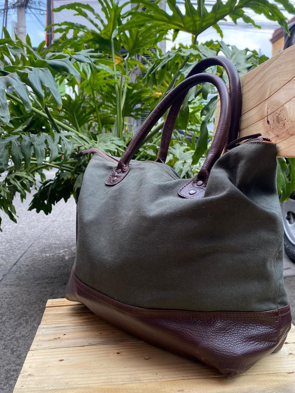 The Lona Tote - Boozie and Co