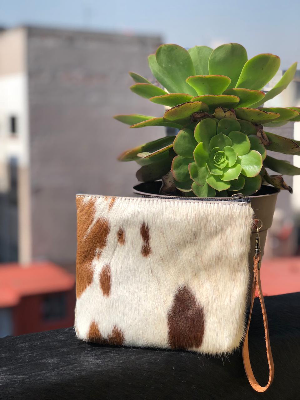 The Monterrey Clutch - Boozie and Co